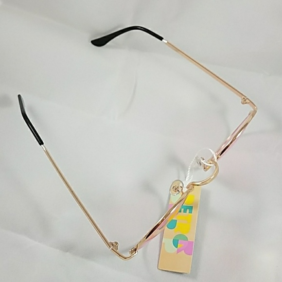 Round Pink Lens with Rose Metal frame Sunglasses - Picture 4 of 6