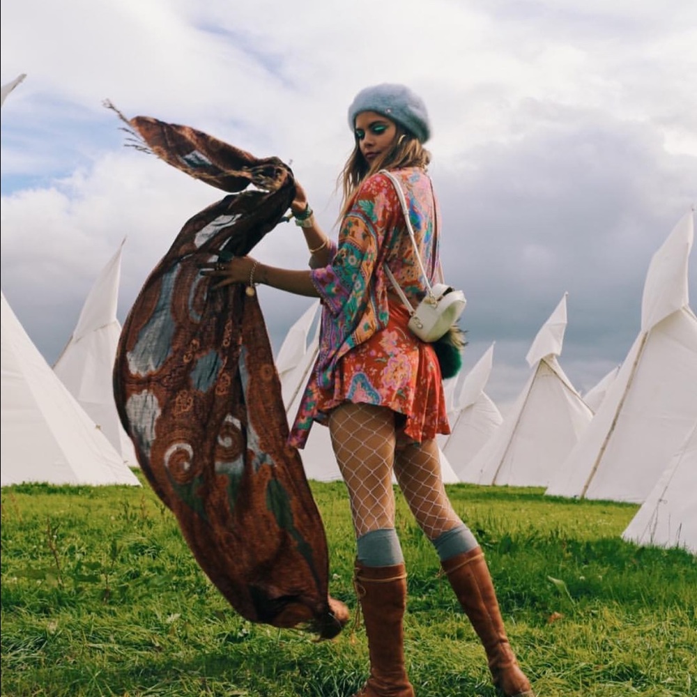 Not selling- looking to buy!