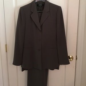 Women's 3 piece Kasper suit