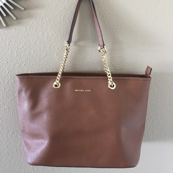 MK travel handbag - Picture 4 of 5