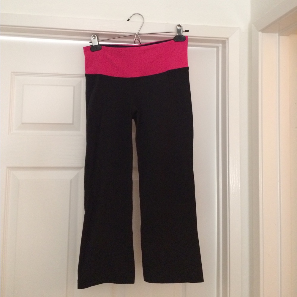 Lululemon crops