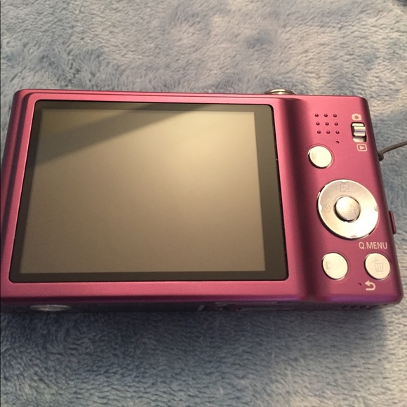 LUMIX Camera! In perfect working condition. - Picture 3 of 5