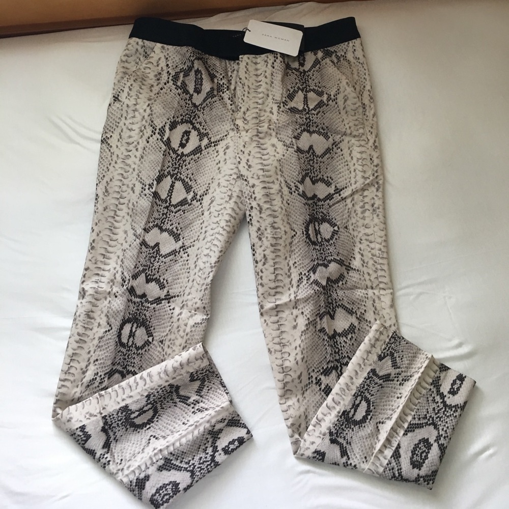 NWT Zara Woman Animal Print Capris