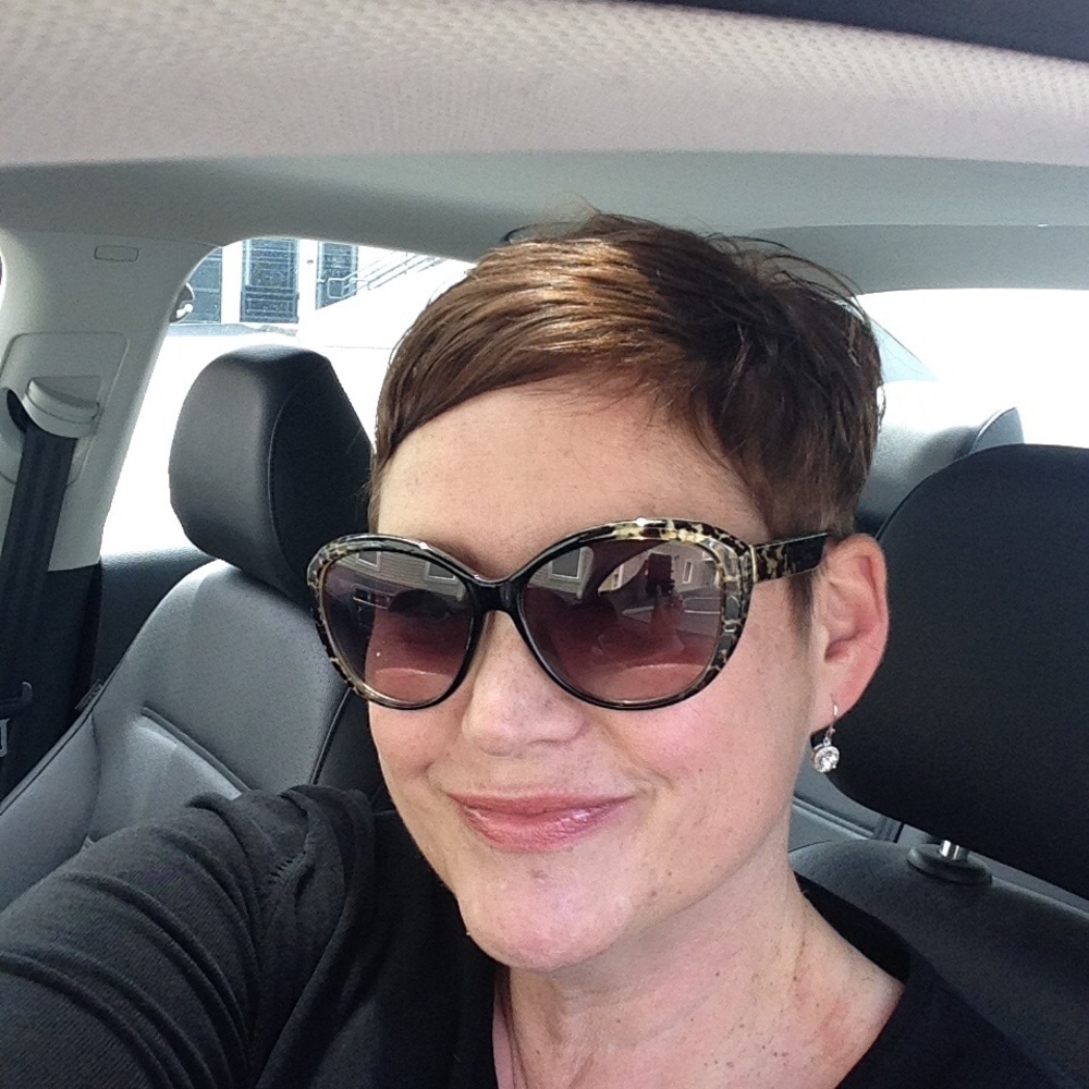 Meet your Posher, Nancy