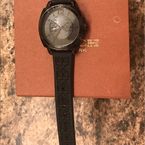 Watch - Picture 4 of 4