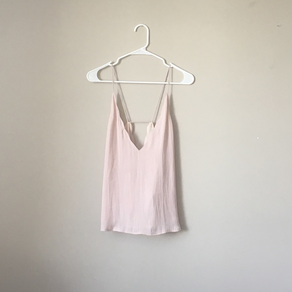 Kimchi Blue scalloped tank in pink - size small
