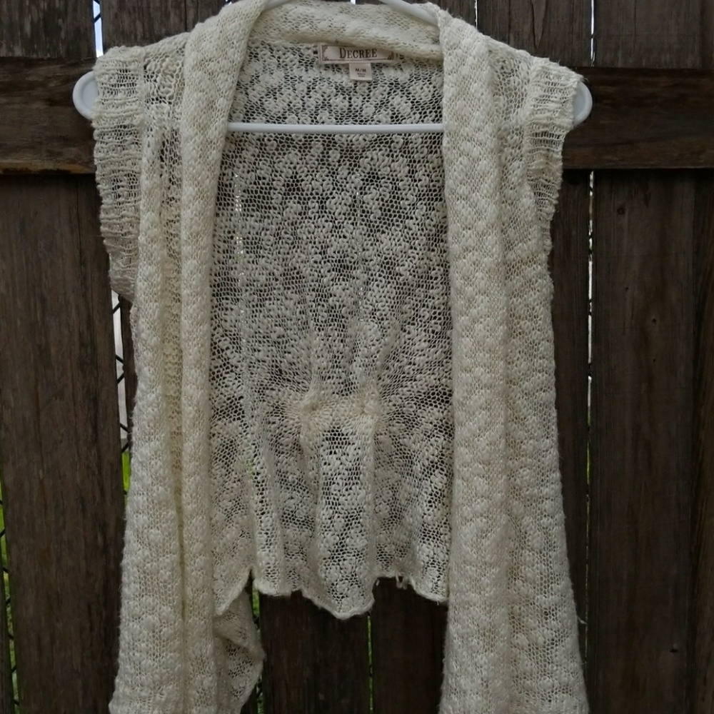 Decree lightweight cover