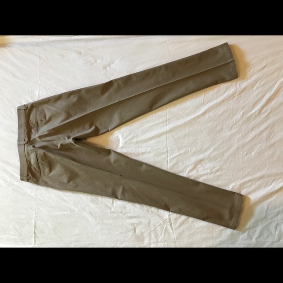 man's Khaki pants - Picture 3 of 3