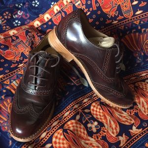 Sebago Oxford burgundy brush with 2 pairs shoelace