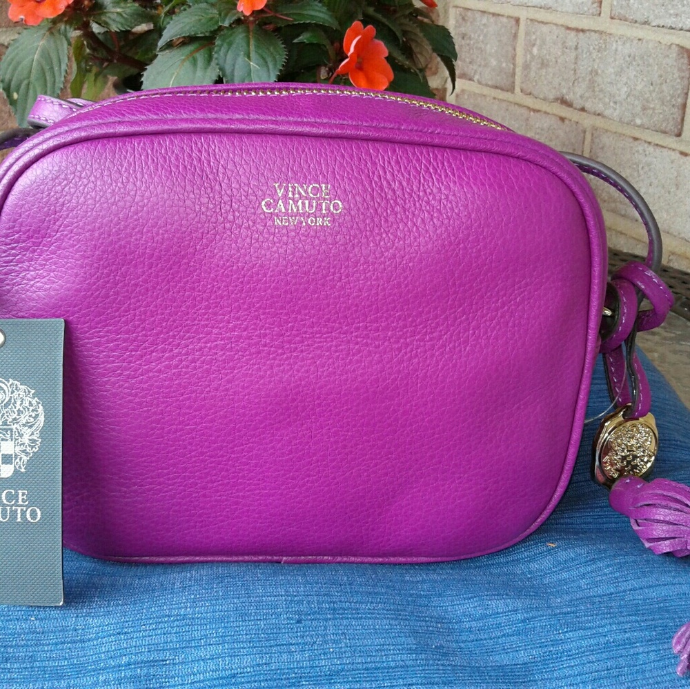 Vince Camuto Fuchsia/Berry cross body bag - Picture 1 of 7