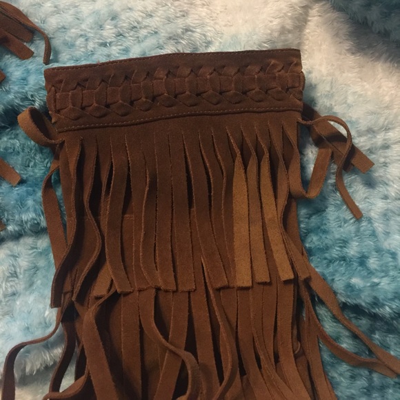 Two-tier leather moccasin boots. - Picture 2 of 3