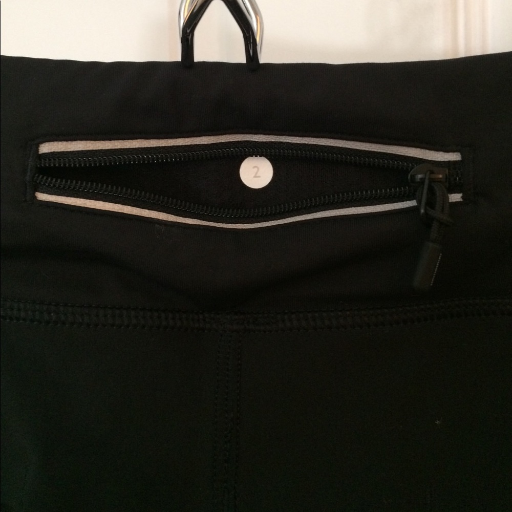 Lululemon shorts - Picture 4 of 4