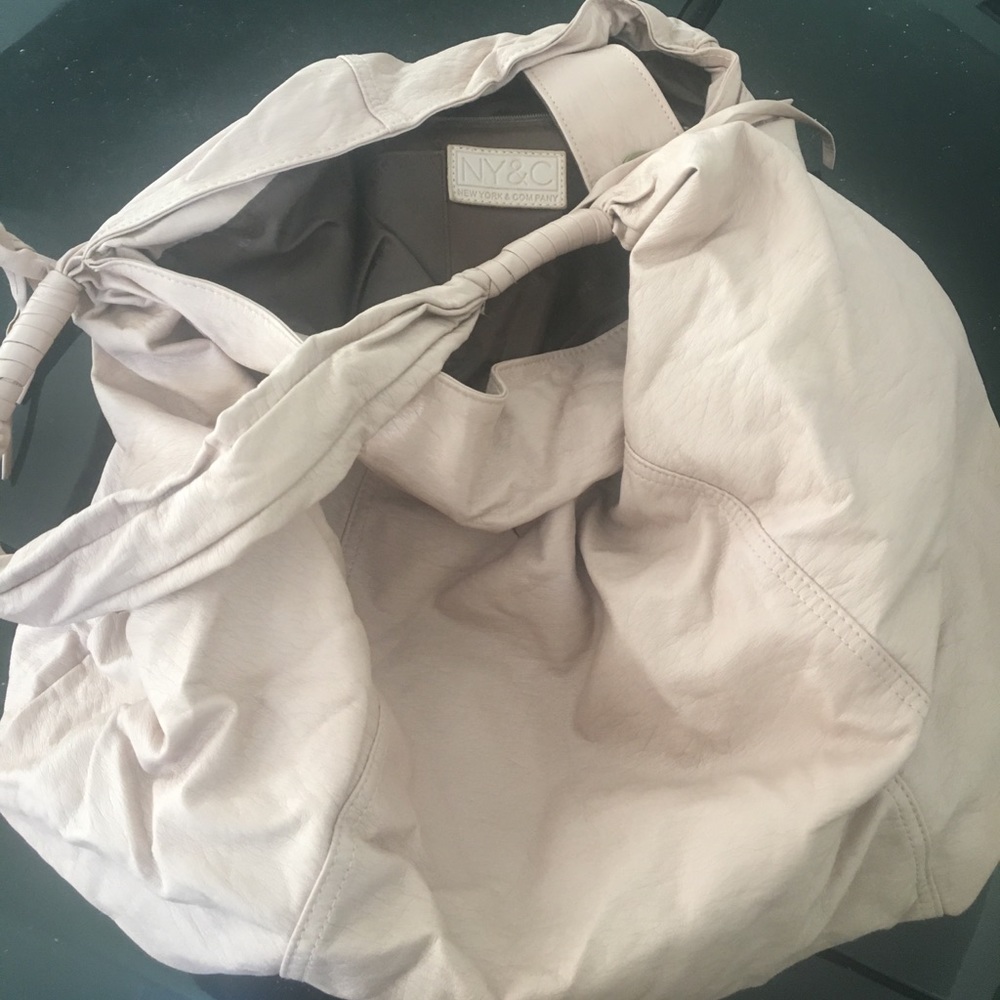NY&Co shoulder bag.  Never used!