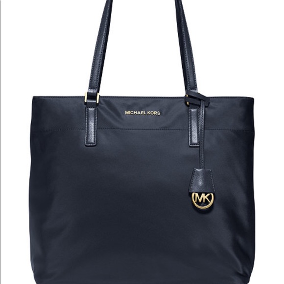Michael Kors Handbags - MK tote handbag