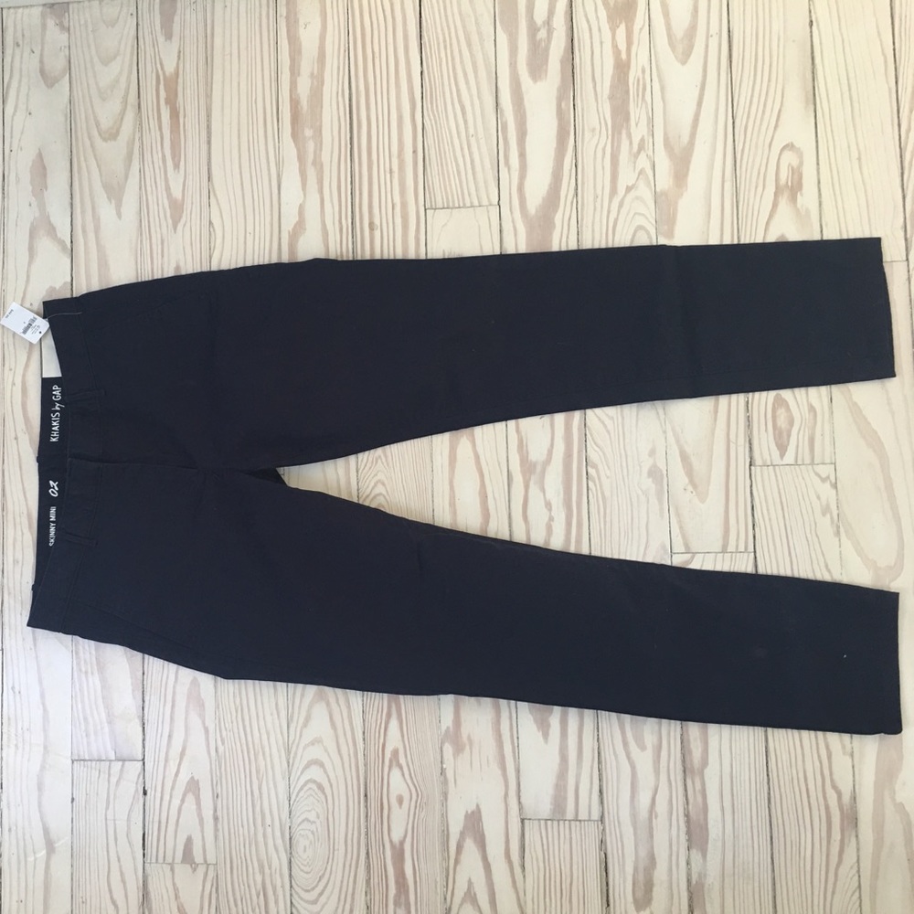 Gap khakis women's size 2 skinny mini