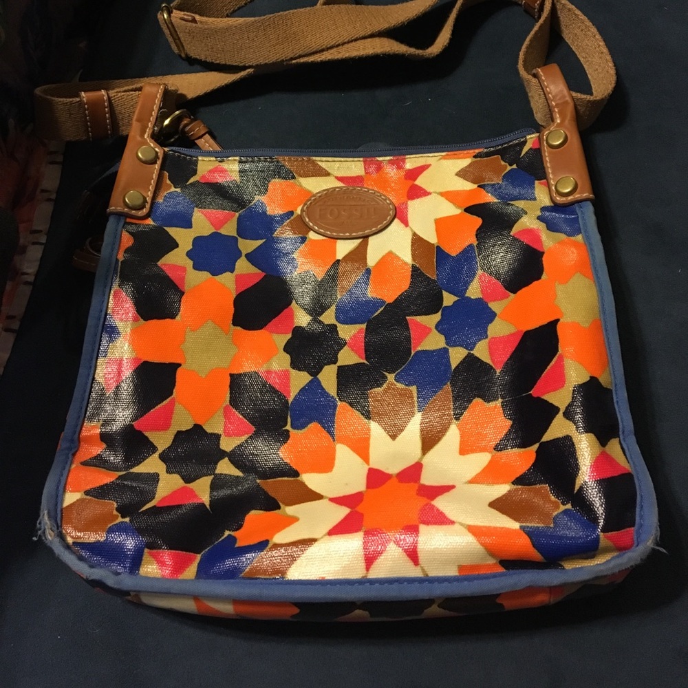 Fossil Key-Per Crossbody - Picture 2 of 5