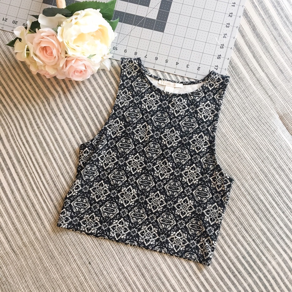 Patterned Crop Top by Forever 21