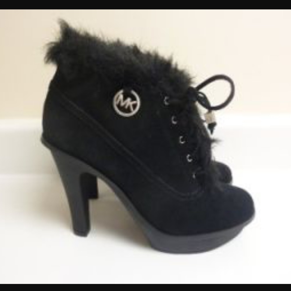 Micheal Kors Carlie bootie