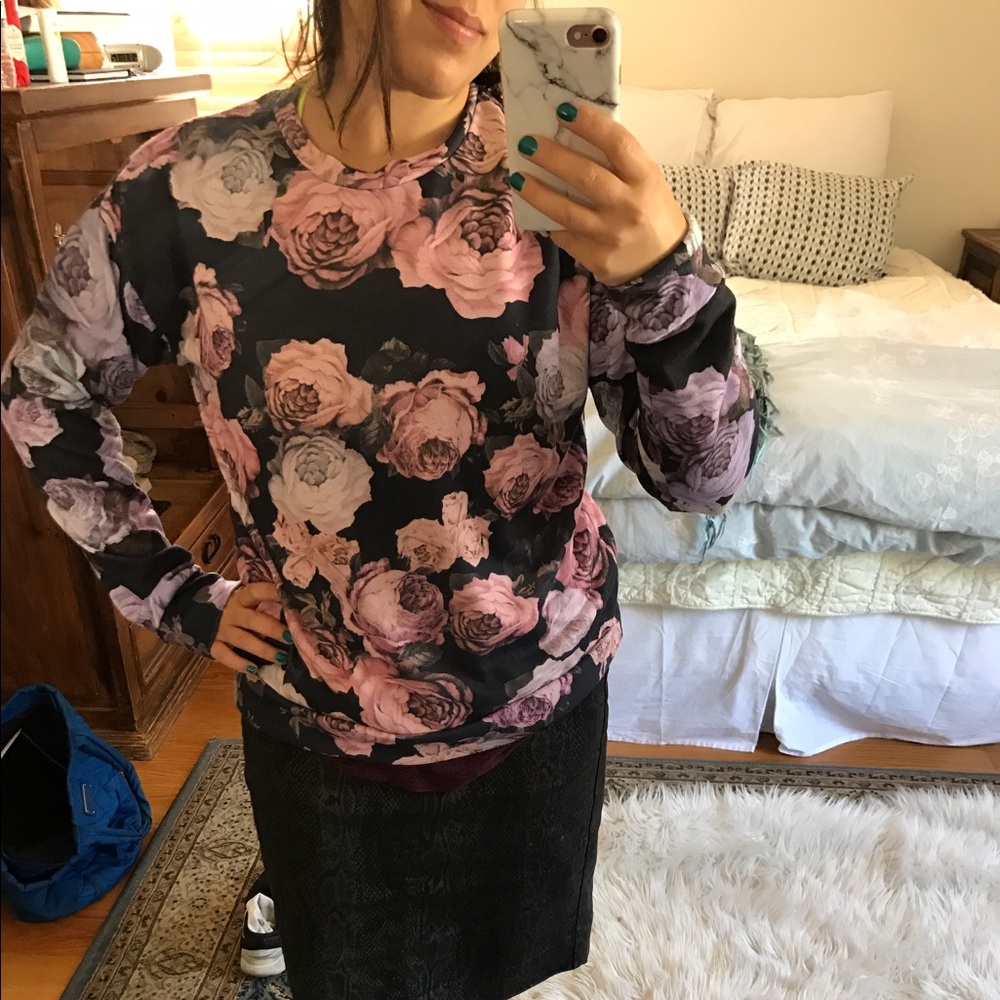 Forever 21 floral sweatshirt