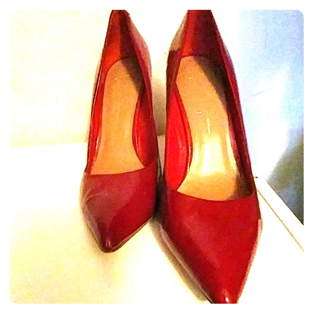 Red Jessica Simpson heels
