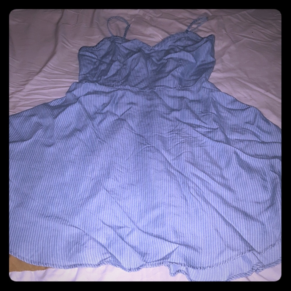 Cute summer dress.