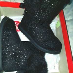 Black Winter Boots