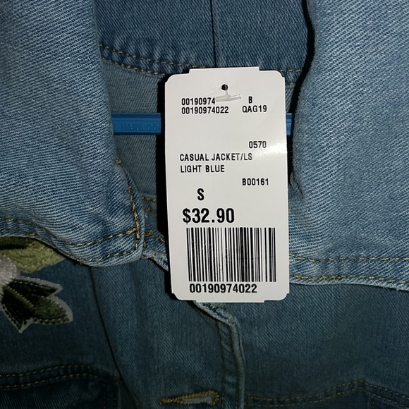 Denim jacket brand new!! - Picture 2 of 3