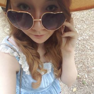 Meet your Posher, Catherine