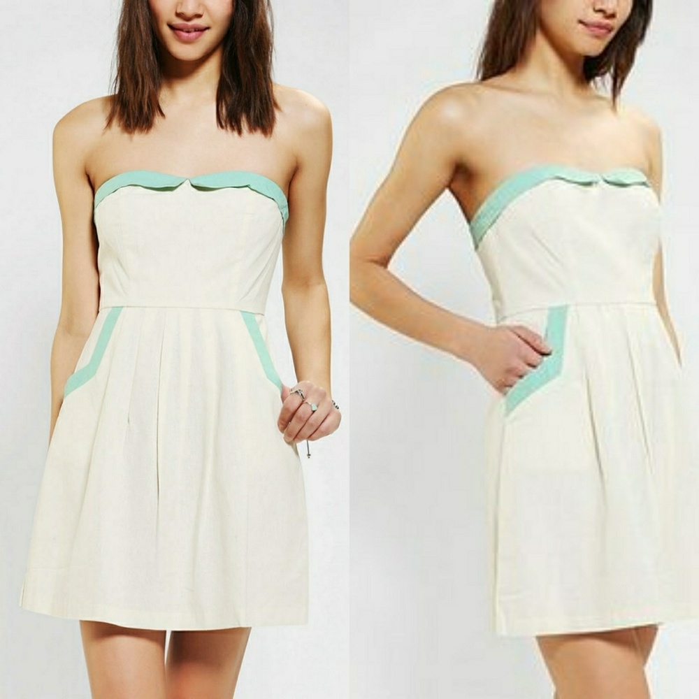 Contrast Linen Dress w/ Pockets