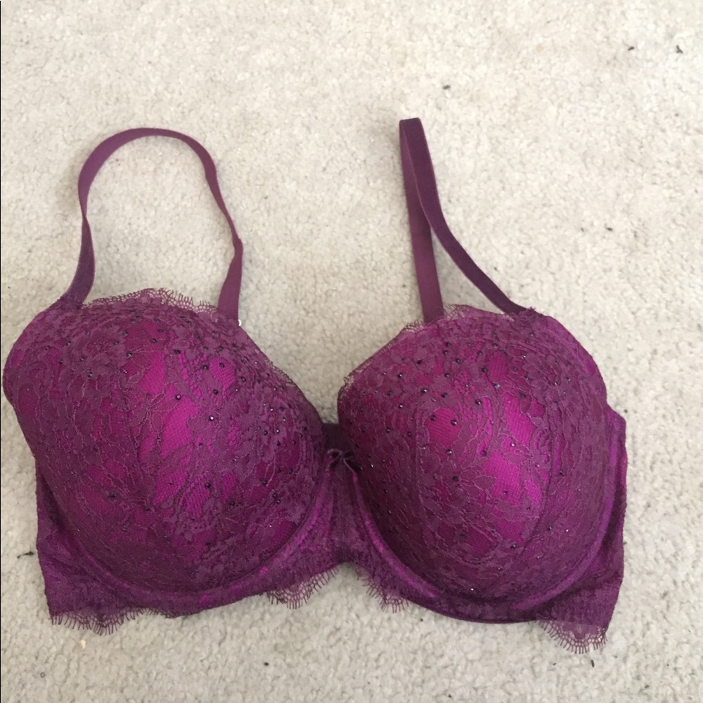 Victoria's Secret dream angel Demi bra
