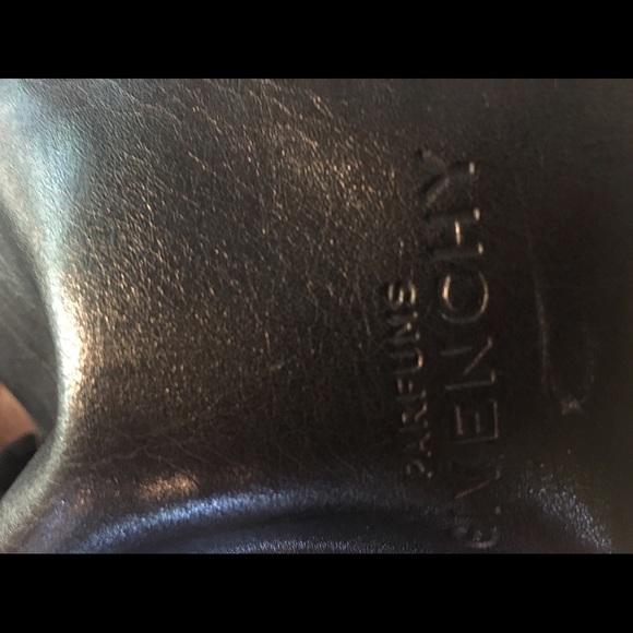 [givenchy] authentic draw string tote - Picture 4 of 7