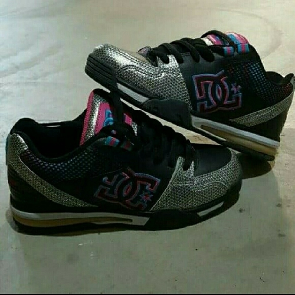 DC shoes