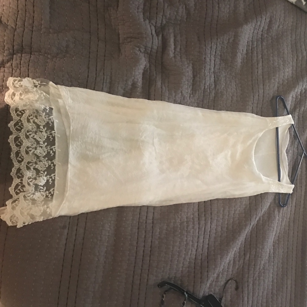 Sip Dress w lace trimming from Italy