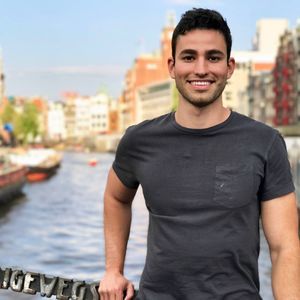 Meet your Posher, Elijah