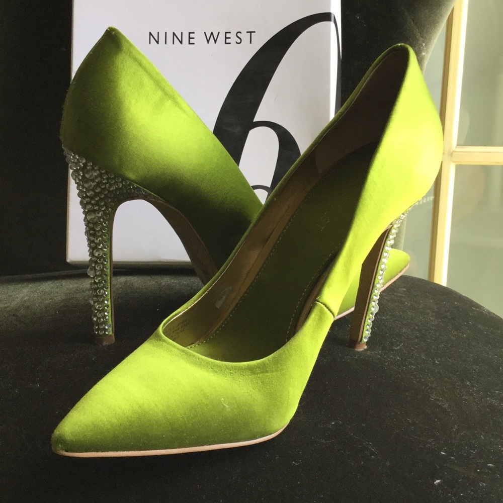 Nine West green beauties😍