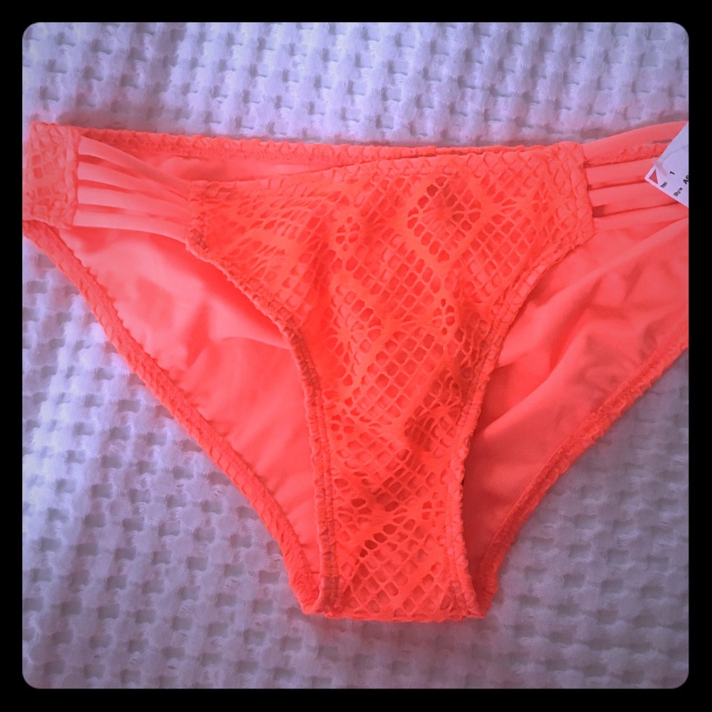 🌺💜💛New bright ORANGE🍊 bikini bottom, size S❤️