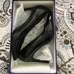 Stuart Weitzman pumps