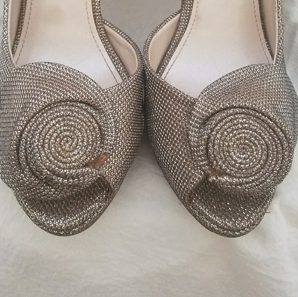 Gorgeous Elegant Heels - Picture 4 of 4