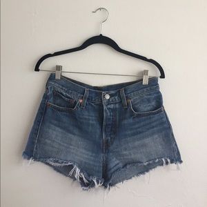 Levi's High Rise Wedgie Shorts