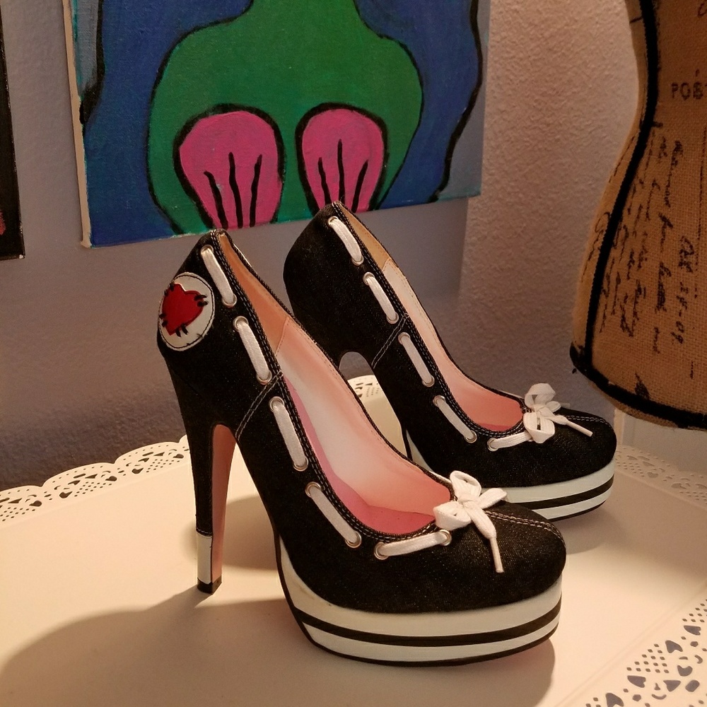 NEW Leg Avenue heels