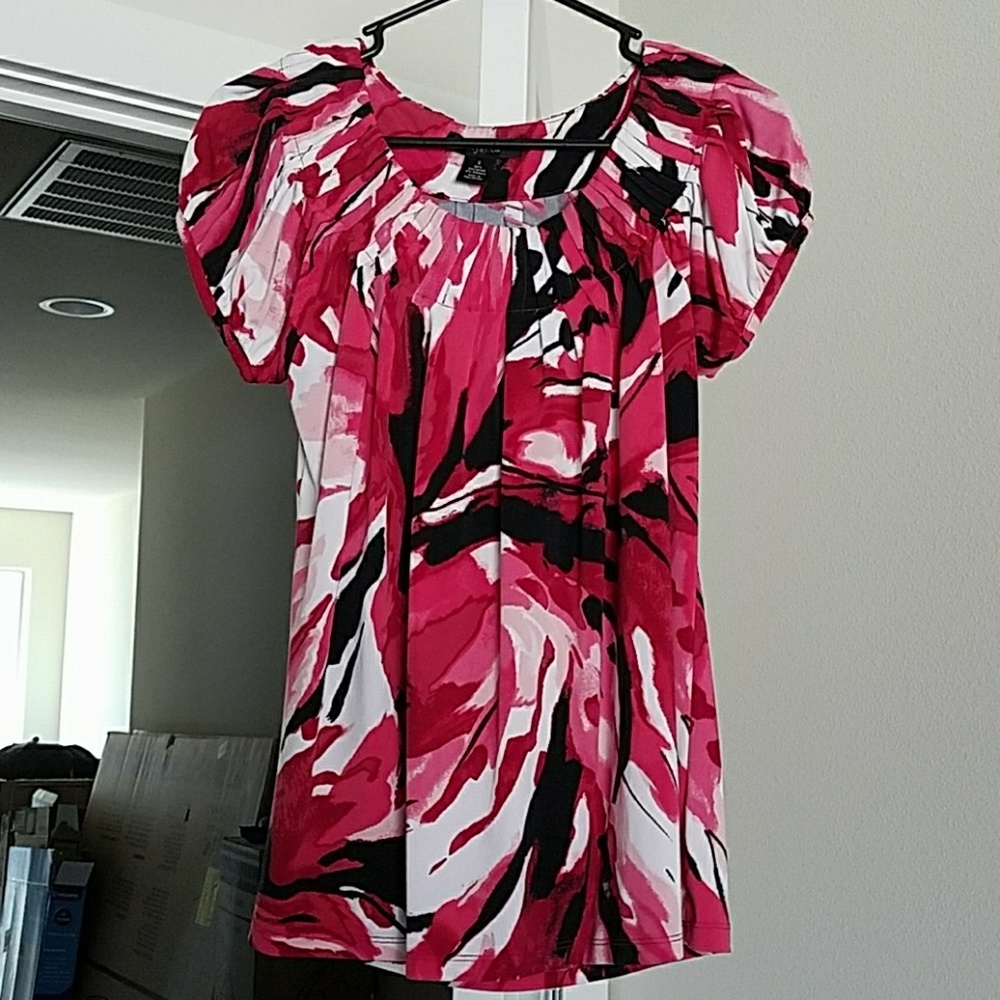 Pink and black professional style top