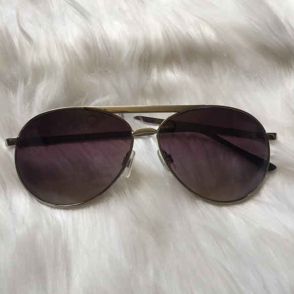 American Eagle Outfitters Accessories - American Eagle Aviator Sunglasses