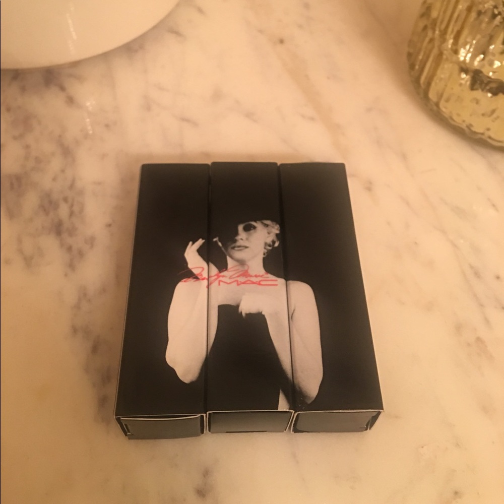 MAC Marilyn Monroe Lipstick