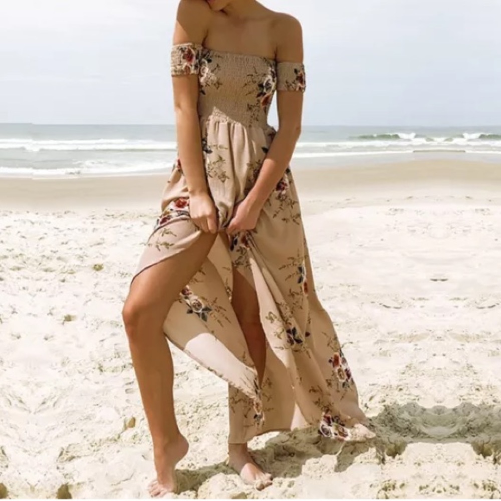 🌻 Floral Off The Shoulder Maxi Dress! - Picture 2 of 8