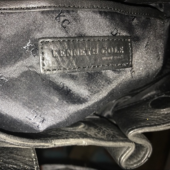 Kenneth Cole Purse - Picture 4 of 4