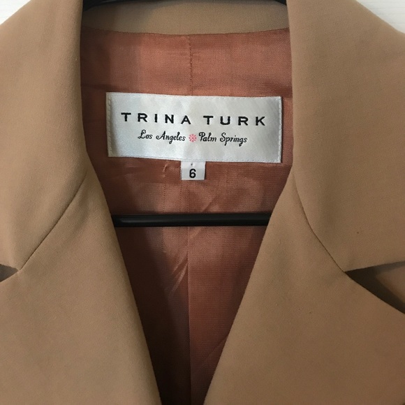 HOST PICK 🎉 Tan Trina Turk blazer - Picture 2 of 4