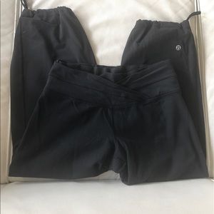Lululemon Black capris