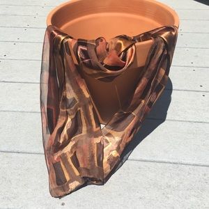 Women's Patterned Scarf!