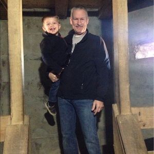 Meet your Posher, Mark w