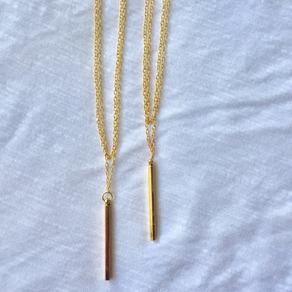 ⭐️Gold Bar necklace⭐️ - Picture 2 of 2